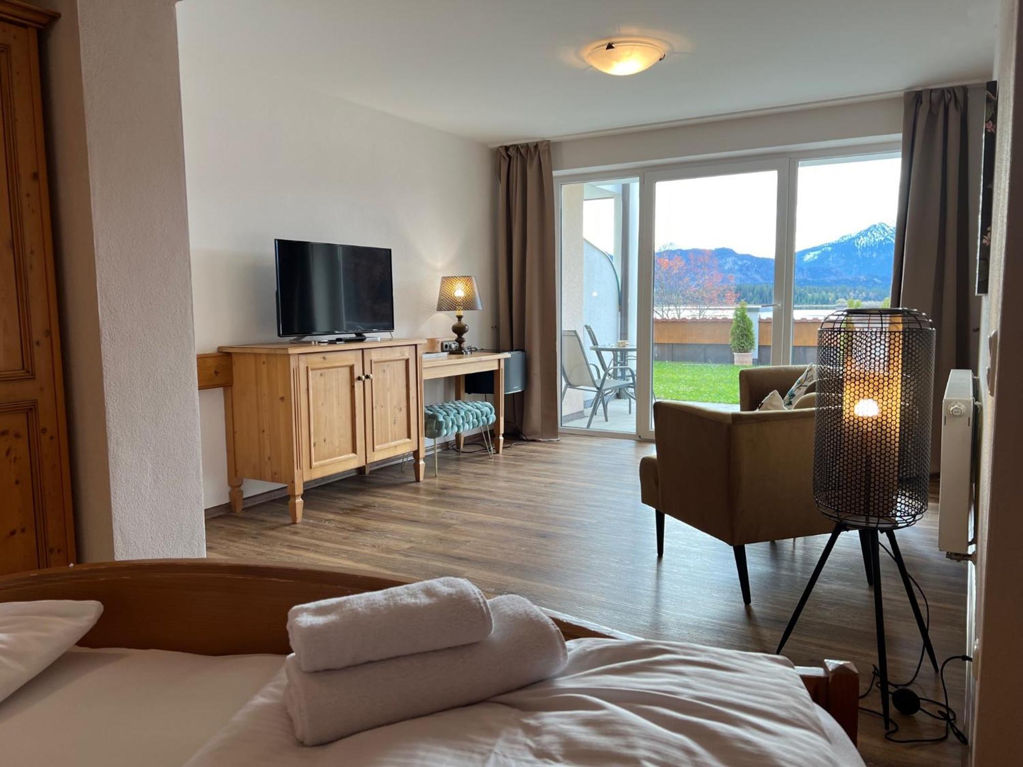 Hotel Fischer Am See Füssen Exteriör bild
